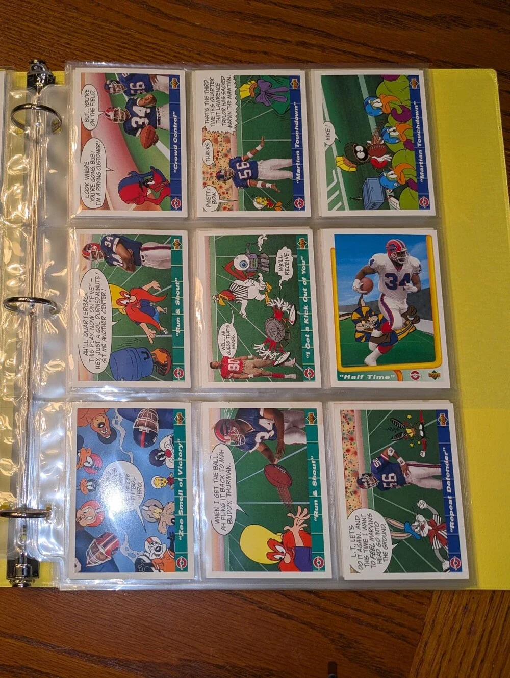 100 Looney Tunes NFL Cards Binder 🔥 1992 Upper Deck Comic Ball Football Colle